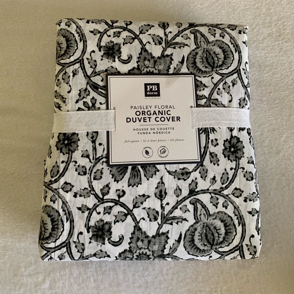 Pottery Barn teen paisley floral organic duvet